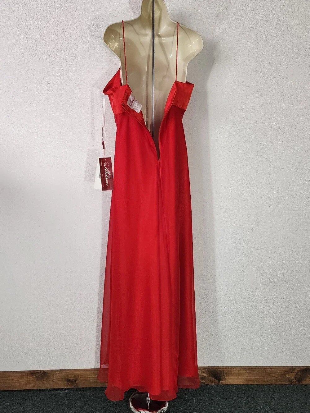 Milano Dress Spaghetti-Strap Rose Detail Full Length Formal Evening Red Size XL - Picture 11 of 17